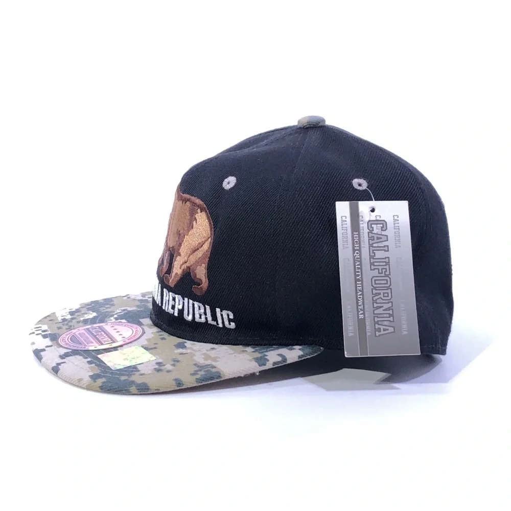 Mens California Republic Grizzly Bear Embroidered SnapBack Baseball Cap Hat